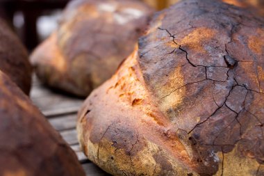 taze ev yapımı ekmek, koyu kabuk