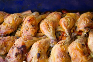 fırında tavuk budu domates ile