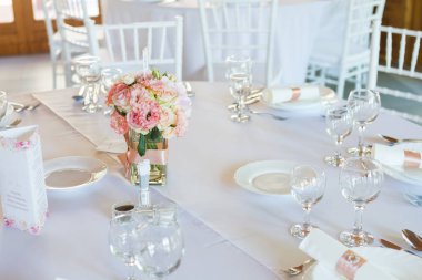 kaşık, bıçak, tabak ve cam, Restoran, tören veya düğün tablo ile Tablo ayarı