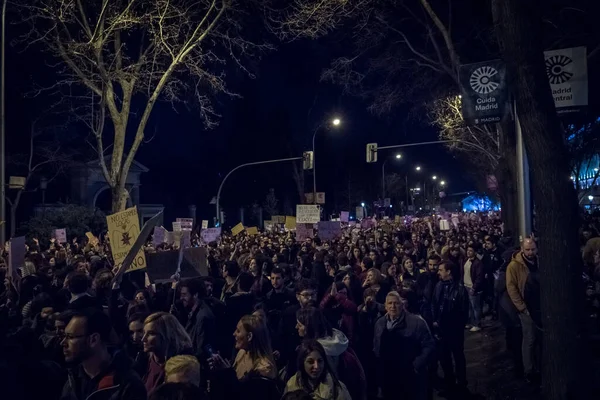 Madryt Hiszpania Marca 2019 Tysiące Kobiet Bierze Udział Feministycznym Strajku — Zdjęcie stockowe