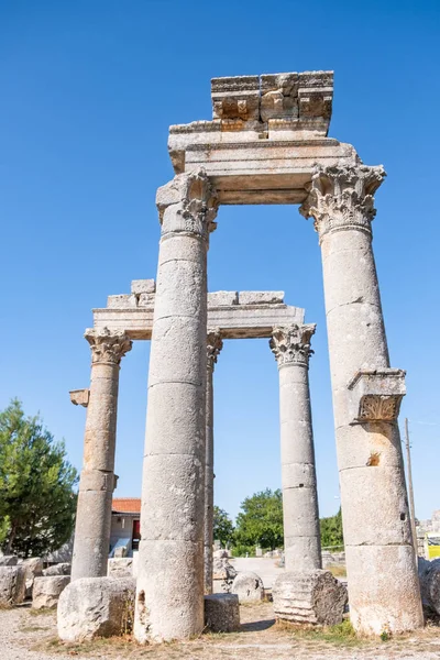 Blue Sky Marble Columns Temple Tyche Goddess Fortune Roman Late — Stock Photo, Image