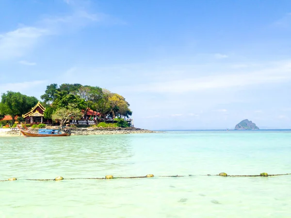 Koh Phi Phi Tajlandia Styczeń 2017 Plaża Wyspie Koh Phi — Zdjęcie stockowe