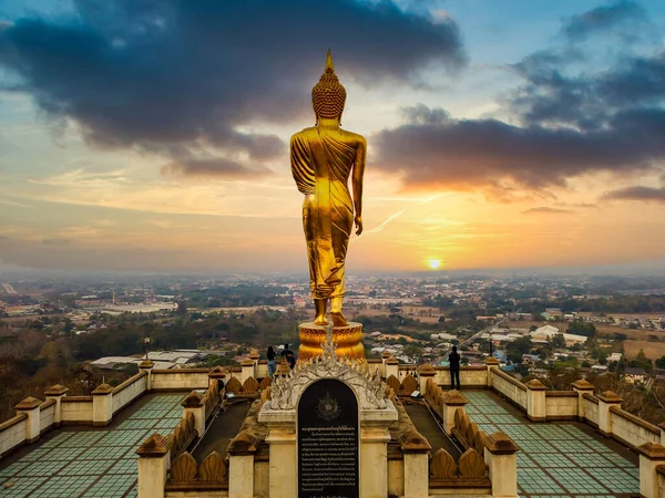 ประเทศไทย มภาพ 2020 ดพระธาต เขาน อยในภาคเหน อของประเทศไทยท นพระพ ทธร ปทองค — ภาพถ่ายสต็อก