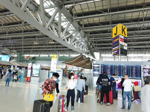 Mars 2020 Suvarnabhumi Airport Bangkok Thailand Folk Flygplatsen Turister Människor — Stockfoto