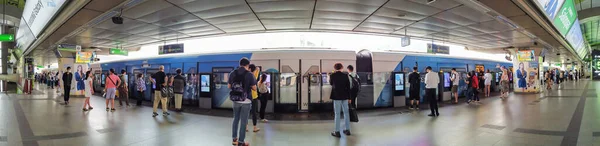 Bangkok Thailand Februari 2020 Sky Train Bts Station Inte Trångt — Stockfoto