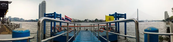 Bangkok Thailand Februari 2020 Panoramisch Uitzicht Vanaf Pier Chao Phraya — Stockfoto