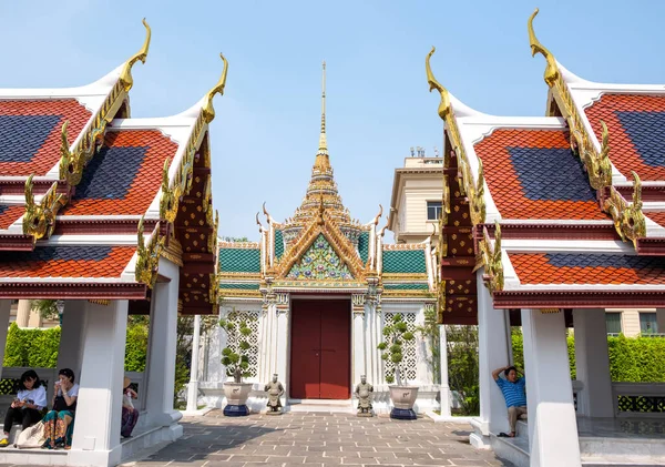 Bangkok Thaïlande Février 2020 Nombreux Touristes Viennent Voir Architecture Wat — Photo