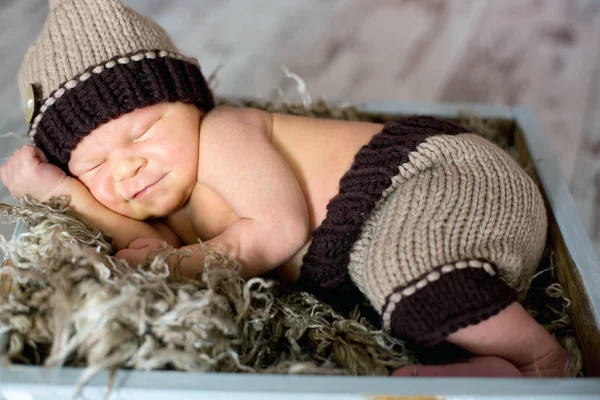 Newborn baby boy, sleeping happily — Stock Photo, Image