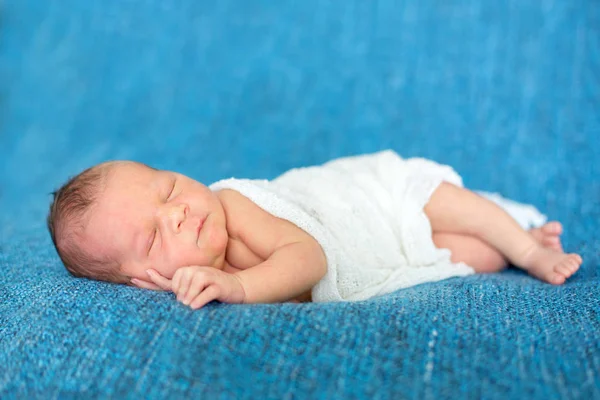 Newborn baby boy, sleeping happily — Stock Photo, Image