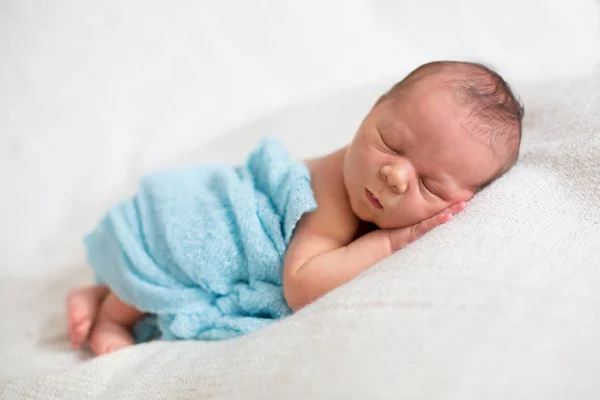 Newborn baby boy, sleeping happily — Stock Photo, Image