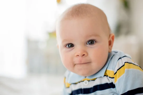 Portrait of a cute  infant baby boy. Happy childhood concept. — Stock Photo, Image