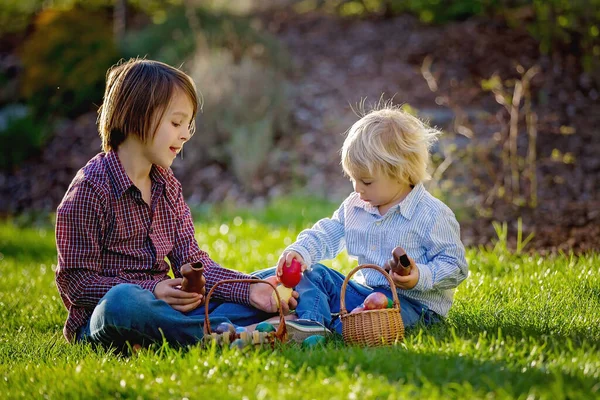 Cute Children Eating Chocolate Bunnies Fighting Easter Eggs Egg Hunting — Stock Photo, Image