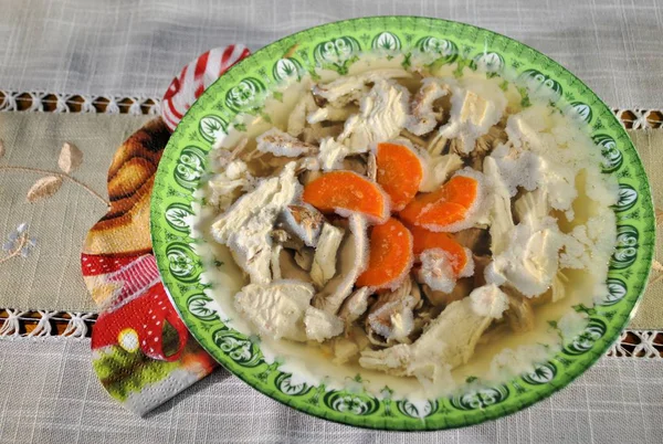 Jellied Deliciosa Comida Carne Blanca Zanahoria Roja Dieta Gourmet Plato — Foto de Stock