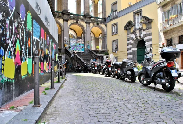 Napoli Alte Italienische Stadt Stadtpanorama Street Art Motorrad Parken Stadtbild — Stockfoto