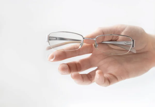 Ett Par Kontaktlinser Handens Pekfinger Och Glasögon För Syn Användning — Stockfoto