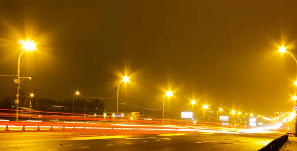 Stad lange blootstelling licht — Stockfoto