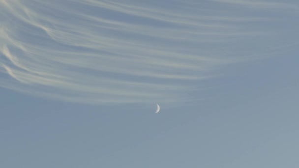 Timelapse Velocidad Media Hermosa Cadena Nubes Movimiento Luna — Vídeo de stock