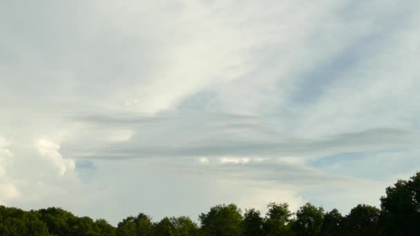 Diferentes Tipos Nubes Que Mueven Rápidamente Durante Lapso Tiempo Con — Vídeo de stock