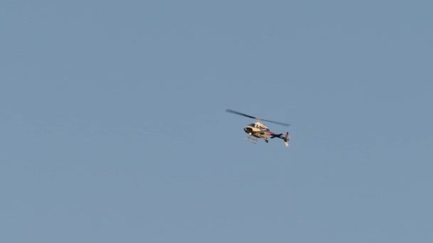 Helicóptero Voando Céu — Vídeo de Stock