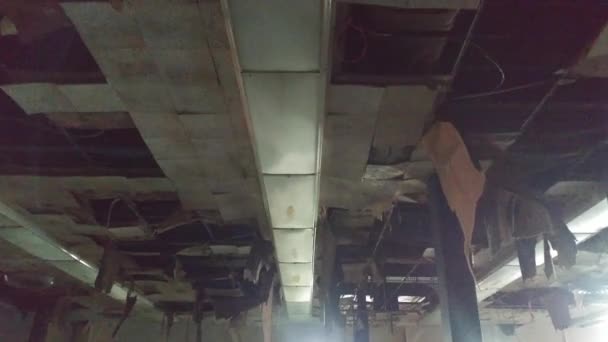 Gliding Shot Destroyed Ceiling Water Leaked — 图库视频影像