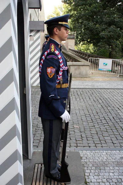 Guarda Castelo Praga Serviço Nos Postos Praga República Checa Setembro — Fotografia de Stock