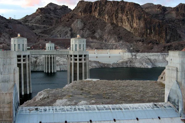 Penstock Towers Front Hoover Dam Dusk Nevada Arizona Usa — Stock Photo, Image