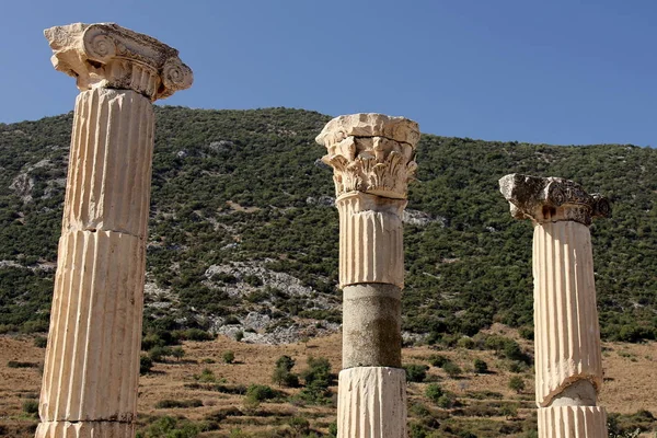 Capitéis Antigas Colunas Ordens Jônicas Coríntias Éfeso Anatólia Selcuk Izmir — Fotografia de Stock