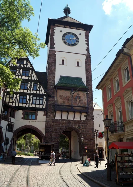 Brama Schwabentor Jedna Dwóch Pozostałych Bram Średniowiecznego Muru Obronnego Freiburg — Zdjęcie stockowe