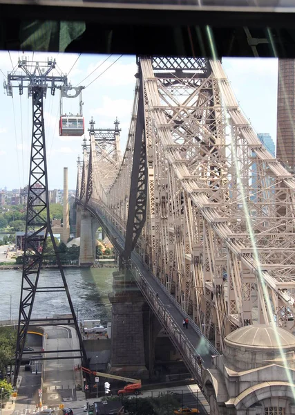 Roosevelt Island Tramway Kabelbaan Manhattan East Side Queensboro Bridge Zicht — Stockfoto