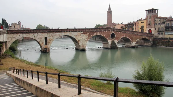 Ancient Roman Arch Stone Bridge Ponte Pietra Adige River Verona — Stock Photo, Image