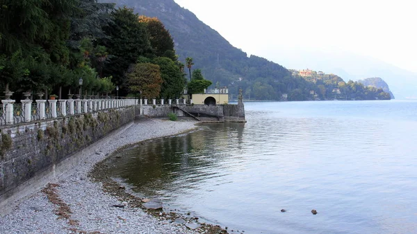 Jezero Como Nábřeží Vnitřním Břehu Jihovýchodní Větve Limonta Itálie Září — Stock fotografie