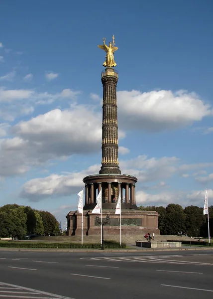 Victory Column Tiergarten Toppen Gilded Statue Goddess Victory Berlin Germany — Stock Photo, Image