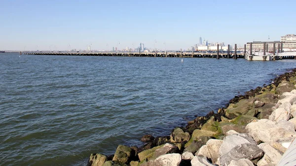 Brooklyn Army Terminal Shoreline Pier Brooklyn Usa February 2020 — 图库照片