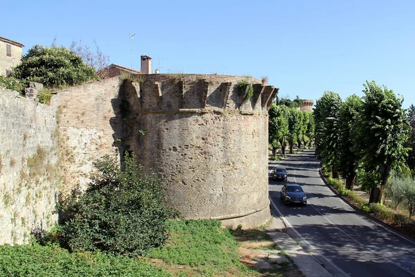 San Gimignano Város Középkori Védőfalai Tornyai Siena Tartomány Olaszország 2015 — Stock Fotó