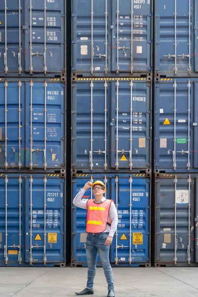 Industrie Achtergrond Van Aziatische Containers Werf Vracht Inspecteur Werken Containers — Stockfoto