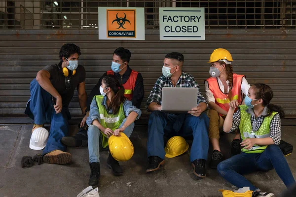 Industriële Achtergrond Van Diverse Fabrieksarbeiders Arbeiders Ingenieur Met Het Dragen — Stockfoto
