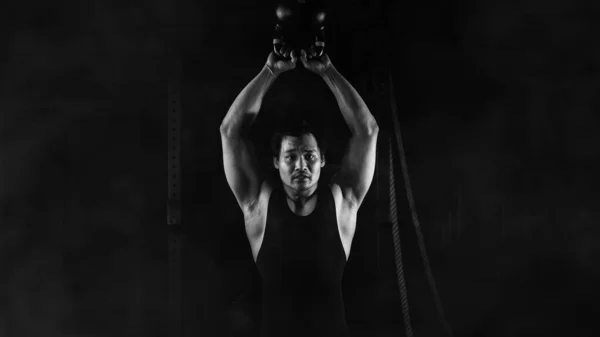 Asian Athletic Strong Man Having Workout Bodybuilding Kettlebell Weightlifting Backsquat — Stock Photo, Image