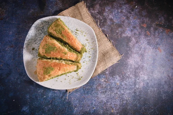 Pistachio Turkish Baklava Havuc Dilimi Tradiční Turecký Dezert Walnut Pistachio — Stock fotografie