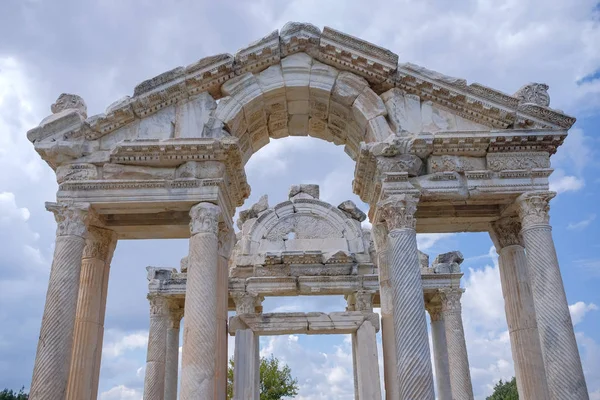 Karacasu Aydin古城的Afrodisias Aphrodisias 土耳其 阿弗罗地西亚古城的四塔门 最有名的城市叫Aphrodisias — 图库照片