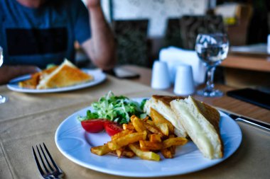Masada nefis bir kahvaltı.