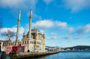 Ortak Cami ve Boğaz Köprüsü.