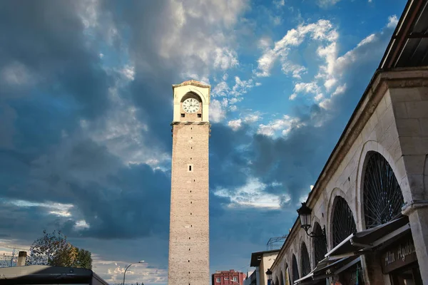 Adana Türkiye Mavi Bulutlu Eski Saat Kulesi Byksaatdiye Adlandırılan Tarihi — Stok fotoğraf