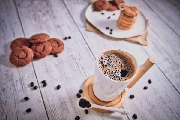 Roasted Brown Coffee Beans Hot Coffee Beautifully Stacked Cookies Chocolate — 스톡 사진