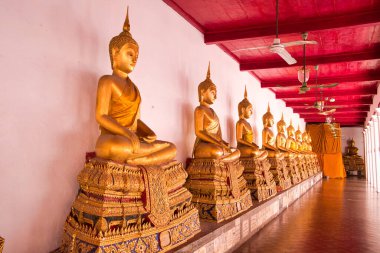 Wat Mahathat Yuwarat tapınağı Bangkok, Tayland.