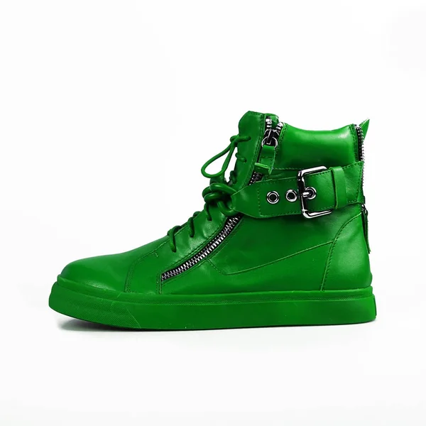 Stijlvolle groene laarzen over Wit — Stockfoto