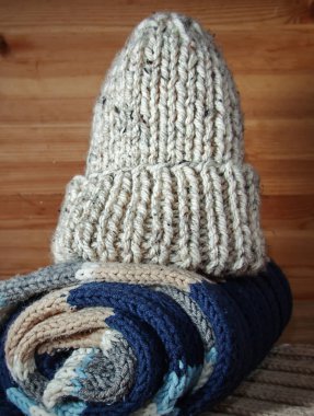 Örme atkı ve şapka