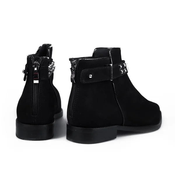 Kobiece buty czarne na białym — Zdjęcie stockowe