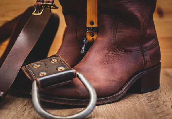 Sepatu kulit dan ikat pinggang — Stok Foto