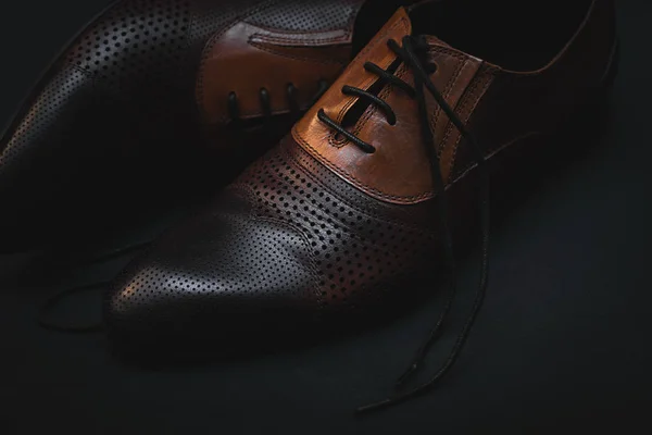 Μόδα κλασική γυαλισμένο Ανδρικά παπούτσια — Φωτογραφία Αρχείου