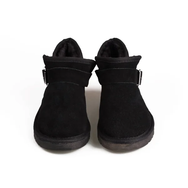 Μαύρο μπότες χειμώνα απομονώνονται σε λευκό φόντο — Φωτογραφία Αρχείου